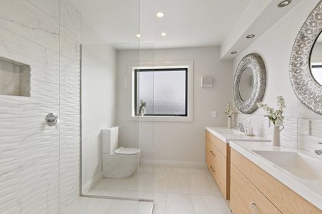 Photo of property in 83d Seatoun Heights Road, Seatoun, Wellington, 6022