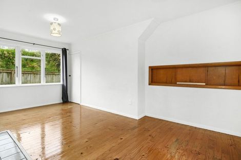 Photo of property in 30 Roberts Street, Tawa, Wellington, 5028