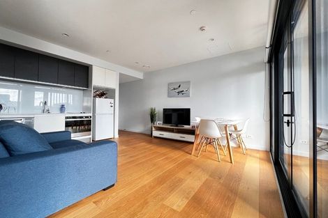 Photo of property in Frank Sargeson Apts, 204/80 Anzac Street, Takapuna, Auckland, 0622