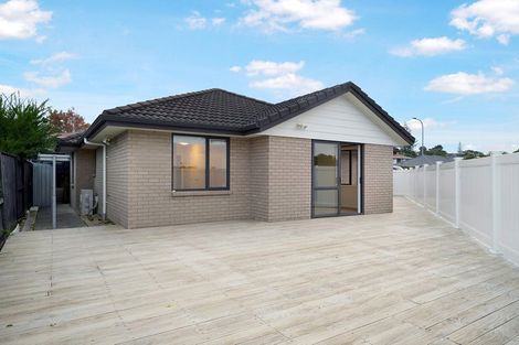 Photo of property in 7 Anna Lane, Glen Eden, Auckland, 0602