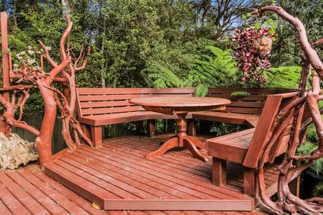 Photo of property in 39 Chamari Close, Titirangi, Auckland, 0604