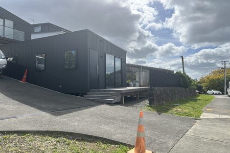 Photo of property in 14 City View Terrace, Birkenhead, Auckland, 0626
