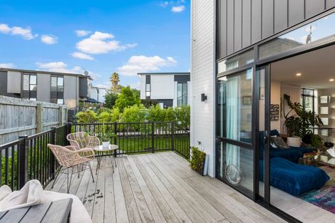 Photo of property in 7a Reg Pearce Way, Glen Innes, Auckland, 1072