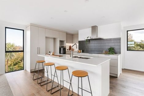 Photo of property in 8a Freyberg Street, Otumoetai, Tauranga, 3110