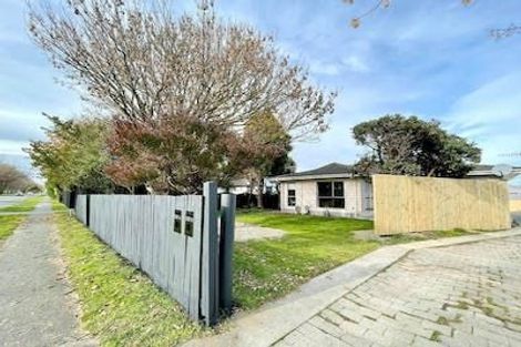 Photo of property in 586a Pioneer Highway, Highbury, Palmerston North, 4412