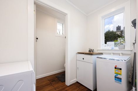 Photo of property in 71 Rodney Street, Wellsford, 0900