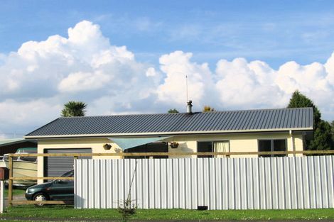 Photo of property in 4 Brookdale Drive, Ngongotaha, Rotorua, 3010