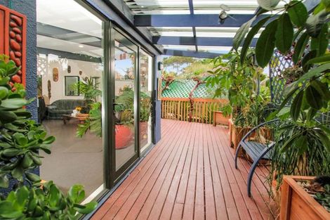 Photo of property in 39 Chamari Close, Titirangi, Auckland, 0604