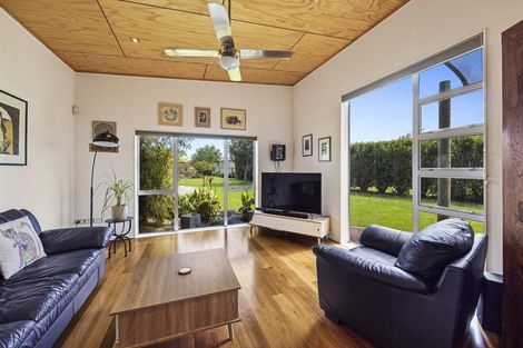 Photo of property in 10 Arthur Street, Hawera, 4674