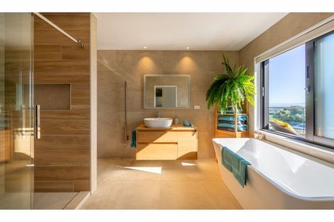 Photo of property in 8 Caldberg Close, Westmorland, Christchurch, 8025