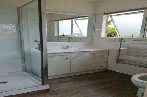 Photo of property in 36a Crichton Terrace, Hauraki, Auckland, 0622