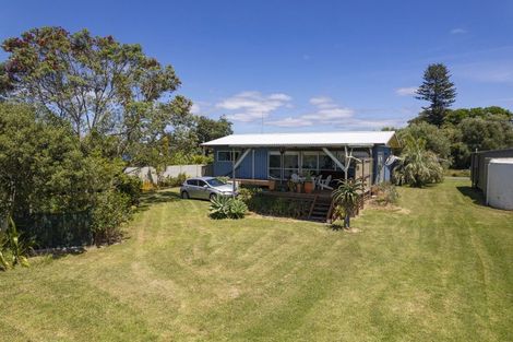 Photo of property in 7 Adamson Road, Taipa, 0420