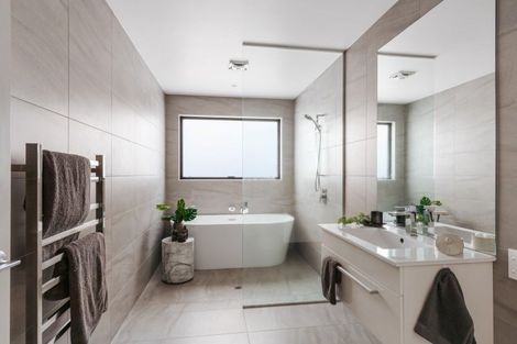 Photo of property in 17 Te Aranga Drive, Papamoa Beach, Papamoa, 3118