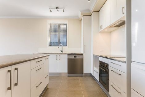 Photo of property in 38 Rewa Rewa Lane, Orewa, 0931