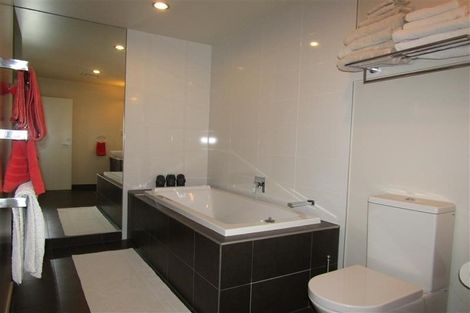 Photo of property in Wilk Heights, 2/8 Wilk Lane, Browns Bay, Auckland, 0630