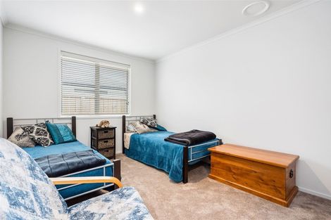 Photo of property in 6 Powhaitere Road, One Tree Point, 0118