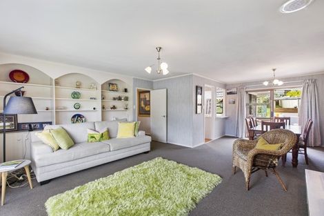 Photo of property in 8 Hamish Place, Sunnyhills, Auckland, 2010