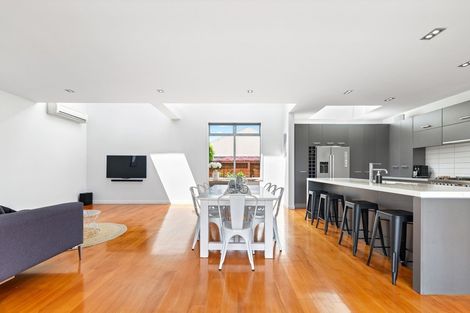 Photo of property in 35 Barrington Drive, Huntington, Hamilton, 3210