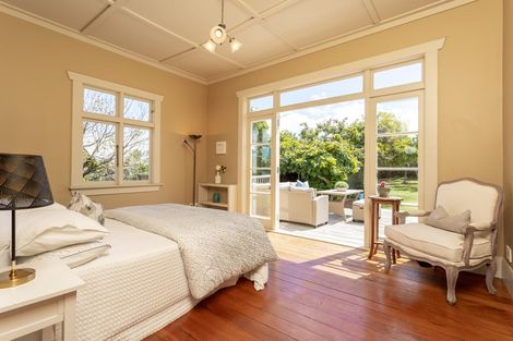 Photo of property in 27 Atherton Road, Epsom, Auckland, 1023