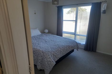 Photo of property in 28 The Quarterdeck, Whitby, Porirua, 5024