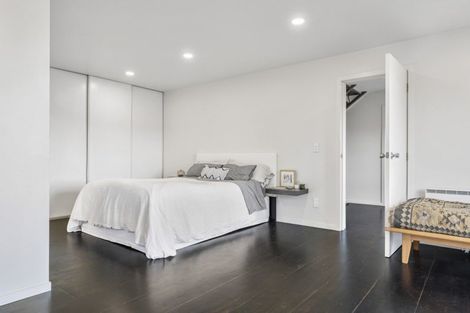 Photo of property in 16 Ranginui Road, Welcome Bay, Tauranga, 3112