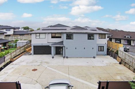 Photo of property in Oakwood Manor, 608c Massey Road, Mangere, Auckland, 2022