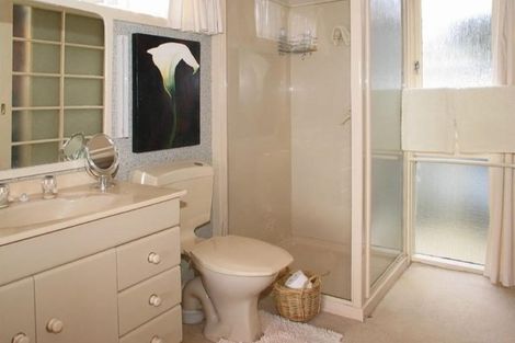 Photo of property in 6 Doon Grove, Papakowhai, Porirua, 5024