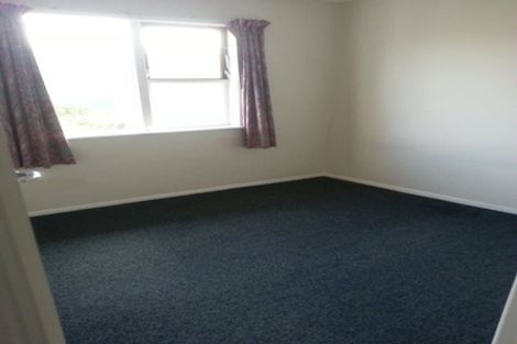 Photo of property in 12 Huntingdon Street, Northland, Wellington, 6012