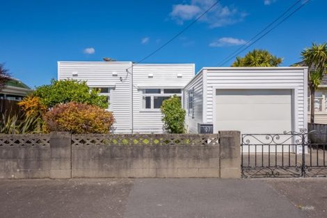 Photo of property in 7 East Street, Petone, Lower Hutt, 5012