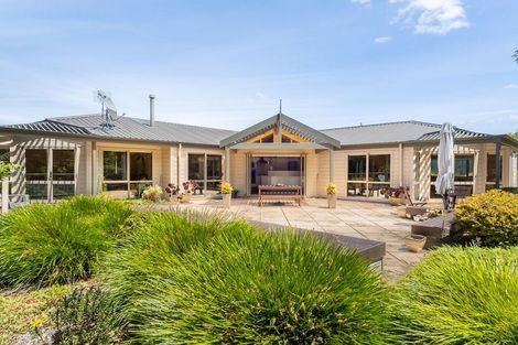 Photo of property in 27 Cascade Way, Paraparaumu, 5032