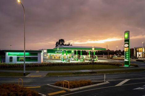 Photo of property in 17 Wilkin Street, Woodend, 7610