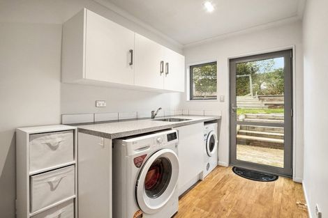 Photo of property in 52 Douglas Street, Allanton, Mosgiel, 9092