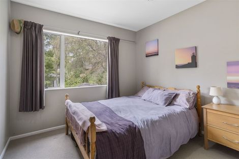 Photo of property in 21a Pavola Grove, Glenfield, Auckland, 0629