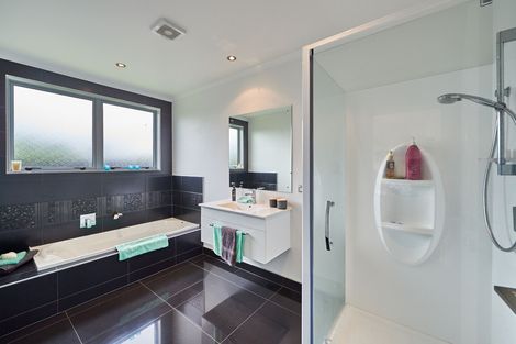 Photo of property in 59 Liberty Grove, Kelvin Grove, Palmerston North, 4414