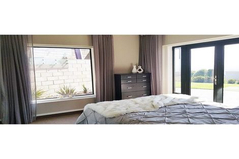 Photo of property in 30 Harry Ell Drive, Cashmere, Christchurch, 8022