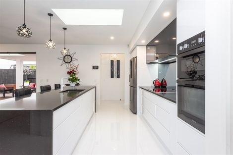 Photo of property in 5 Evelyn Crescent, Marshland, Christchurch, 8083