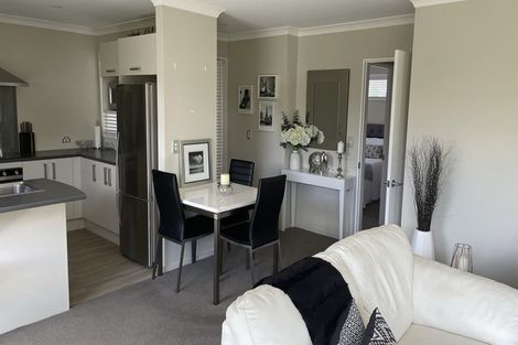 Photo of property in 3/502 Harewood Road, Harewood, Christchurch, 8051