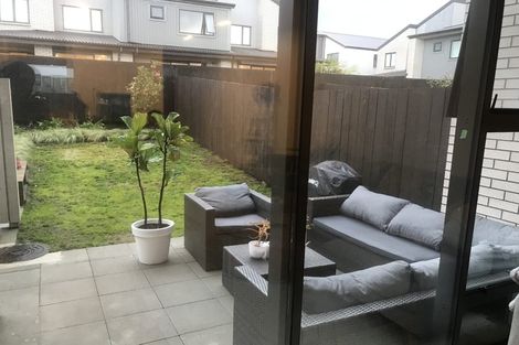 Photo of property in 33 Peihana Road, Hobsonville, Auckland, 0616