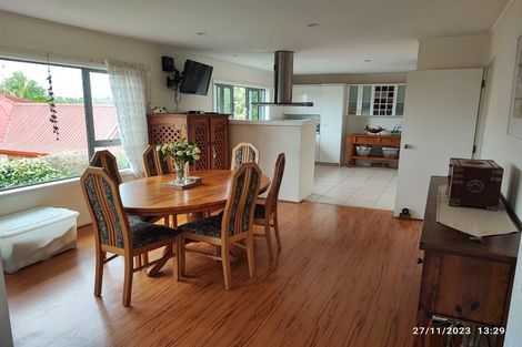 Photo of property in 3 Dayspring Way, Pakuranga, Auckland, 2010