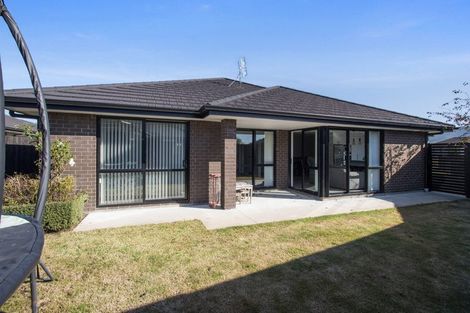 Photo of property in 16 Eastbank Drive, Katikati, 3129