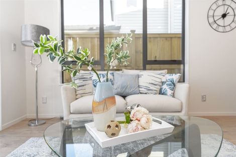 Photo of property in 54 Tir Conaill Avenue, Flat Bush, Auckland, 2019