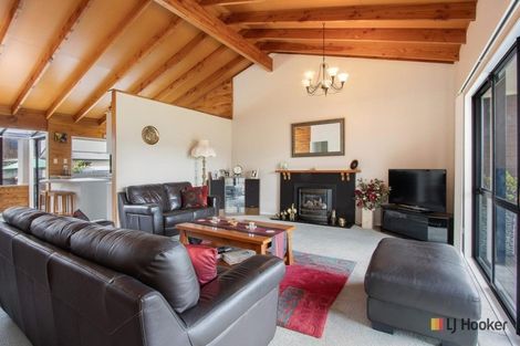 Photo of property in 10 Hereford Place, Waihi Beach, 3611