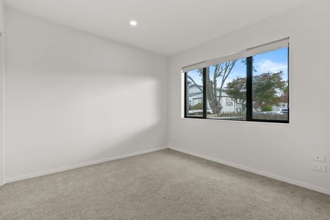 Photo of property in 13c Edinburgh Avenue, Rosehill, Papakura, 2113