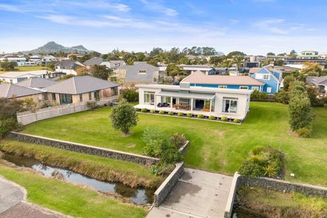 Photo of property in 598 Waterways Parade, Pauanui, Hikuai, 3579