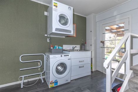 Photo of property in 17 Hakanoa Street, Huntly, 3700