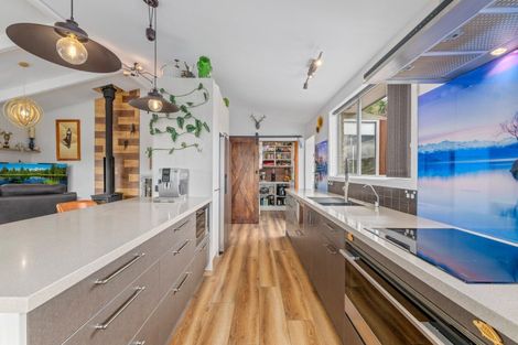 Photo of property in 32-34 Moana View Road, Waikawa, Picton, 7220