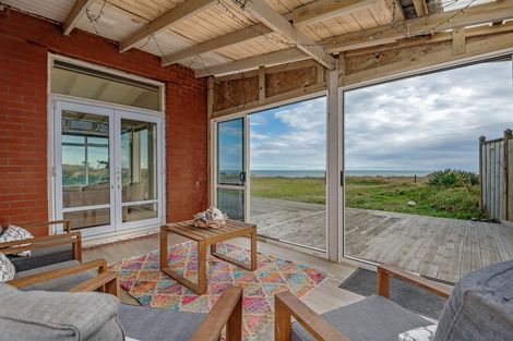 Photo of property in 18a Marine Parade South, Foxton Beach, Foxton, 4815