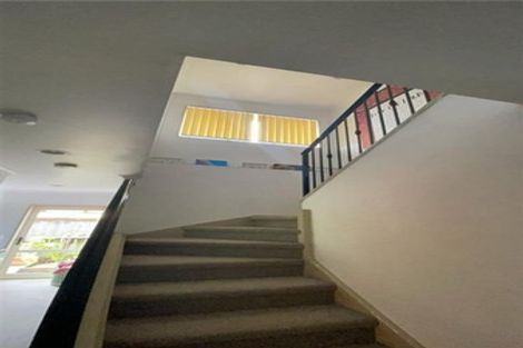 Photo of property in 71 Wayne Francis Drive, Flat Bush, Auckland, 2016