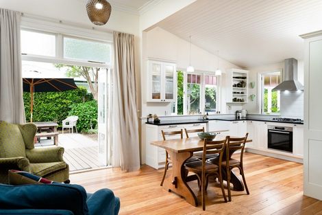 Photo of property in 22 Brookfield Street, Hamilton East, Hamilton, 3216