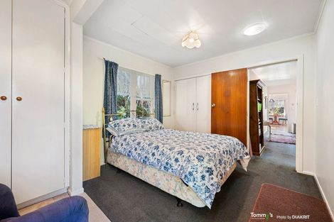 Photo of property in 105 Churchill Drive, Crofton Downs, Wellington, 6035